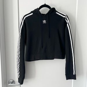 Adidas cropped sweatshirt - perfect condition!